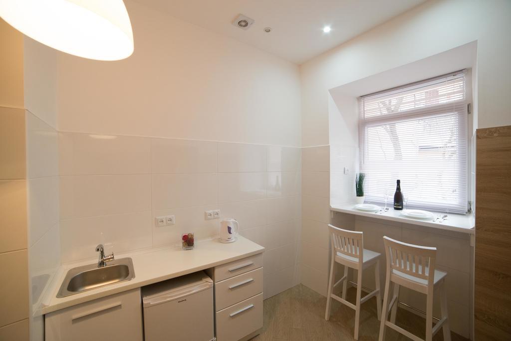 Apartment On Filatova 10/1 Λβιβ Εξωτερικό φωτογραφία